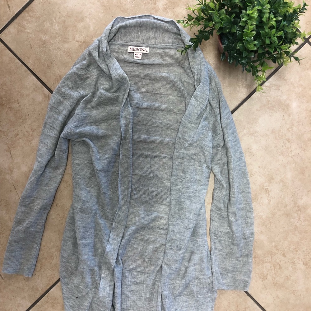 Lightweight cardigan